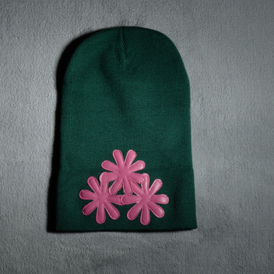 GREEN/PINK CV (LONG) BEANIE