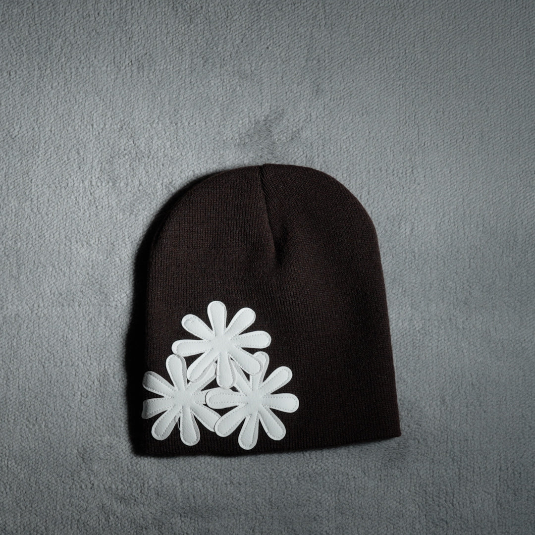 BROWN/WHITE CV BEANIE